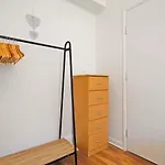 Cosy Apartment In Trendy Camden Pass The Keys