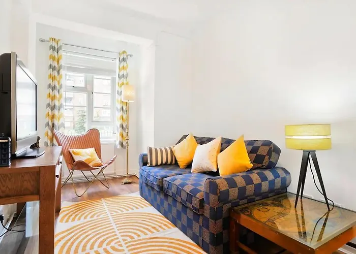 Cosy Apartment In Trendy Camden Pass The Keys